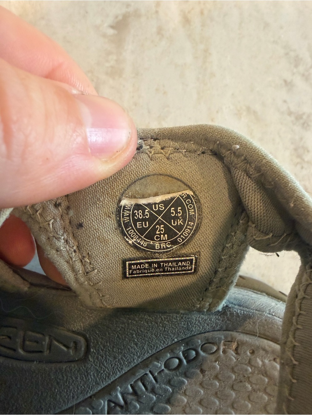 Keen Whisper Water Sandals Womens 7.5 Black/ Grey - Picture 6 of 6
